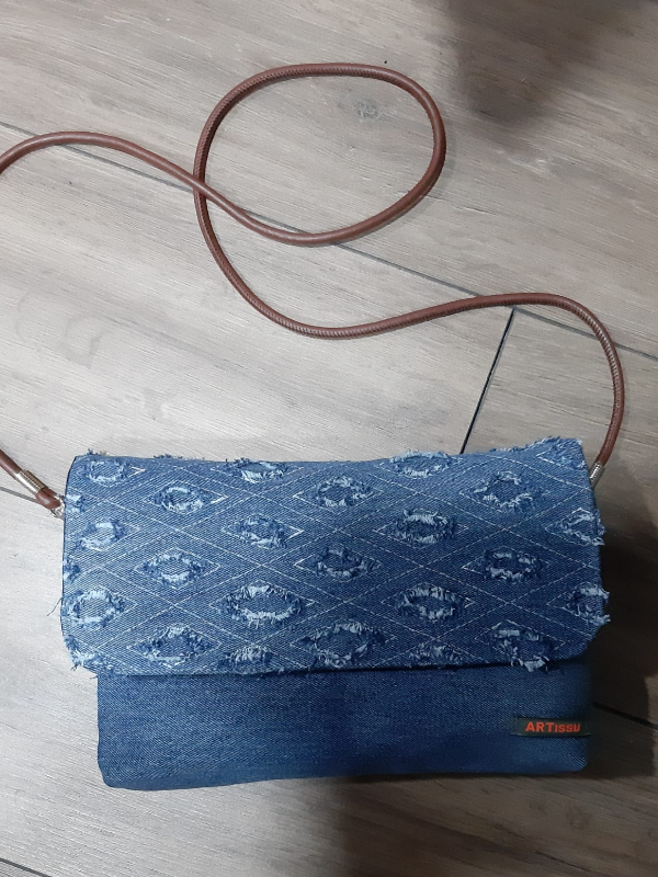 Sac jean losanges effet déchiré