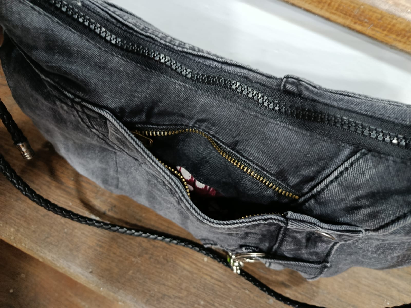 sac demi lune noir